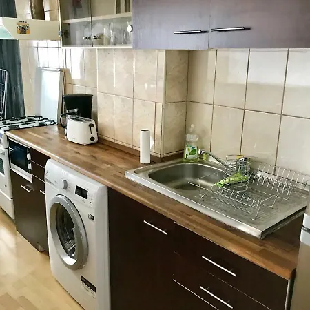 Apartman Cozy In The Center Of *