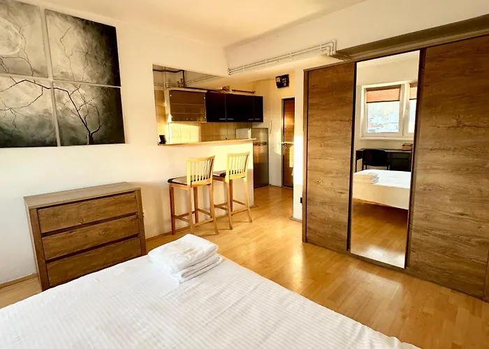 Cozy In The Center Of Apartment *