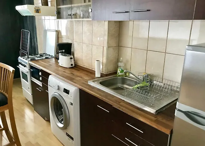 Apartment Cozy In The Center Of *